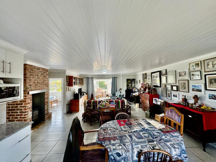 To Let 3 Bedroom Property for Rent in Stilbaai Wes Western Cape